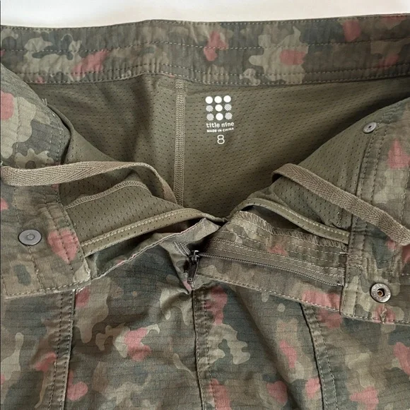 Title Nine Big B Skort Wailea Camo green pink zip close pockets boy short lined - Picture 10 of 16
